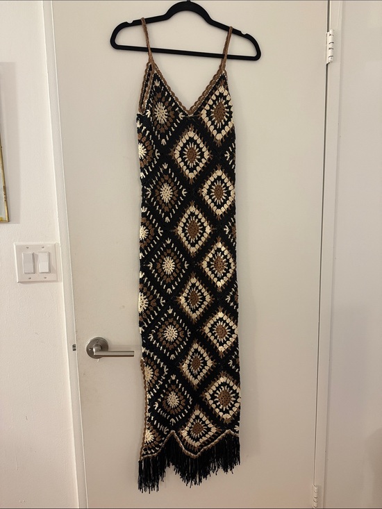 Elan Dresses & Skirts - Elan Black and Cream Crochet Maxi Dress with Brown Accents